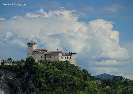Rocca di Angera